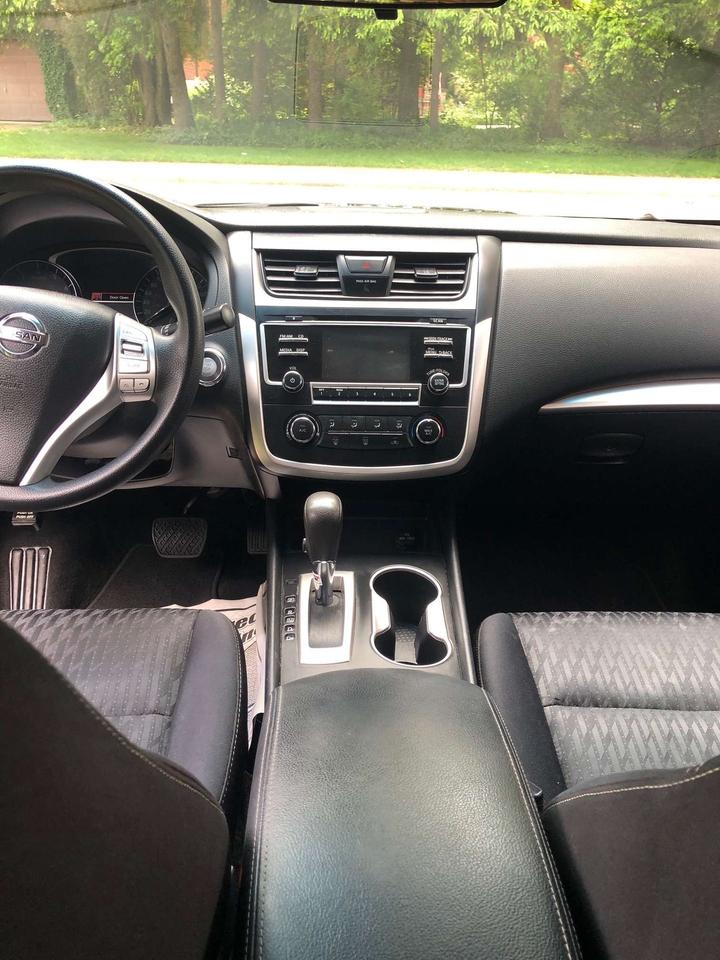 2018 Nissan Altima 2.5 S Sedan Photo