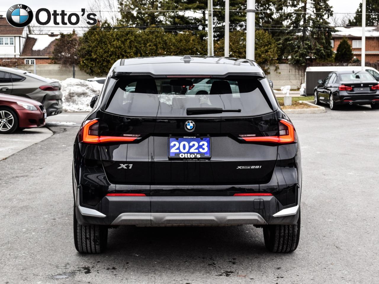 2023 BMW X1 xDrive28i Premium Enhanced Package Photo4