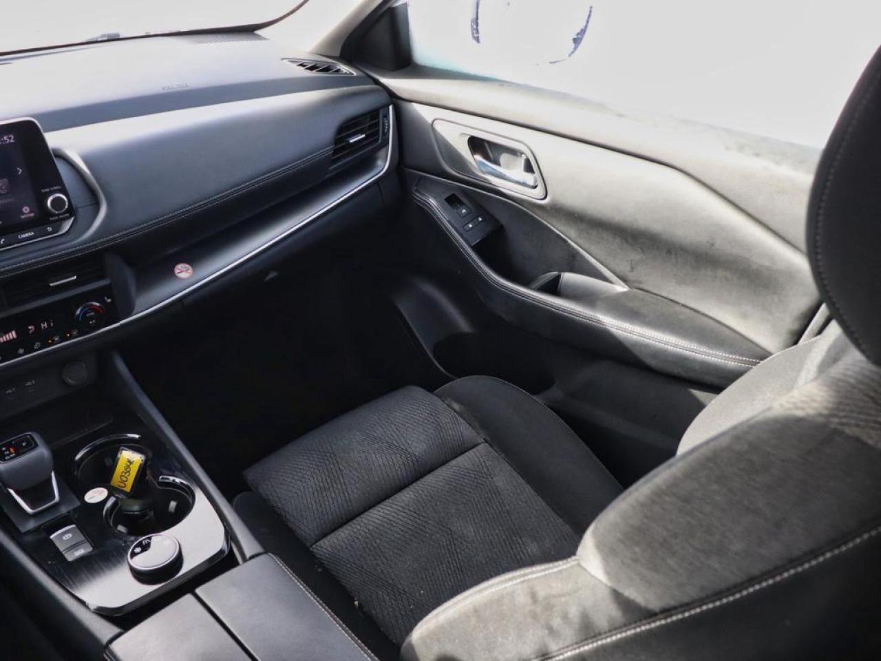 2024 Nissan Rogue SV Moonroof  - Moonroof -  Power Liftgate Photo