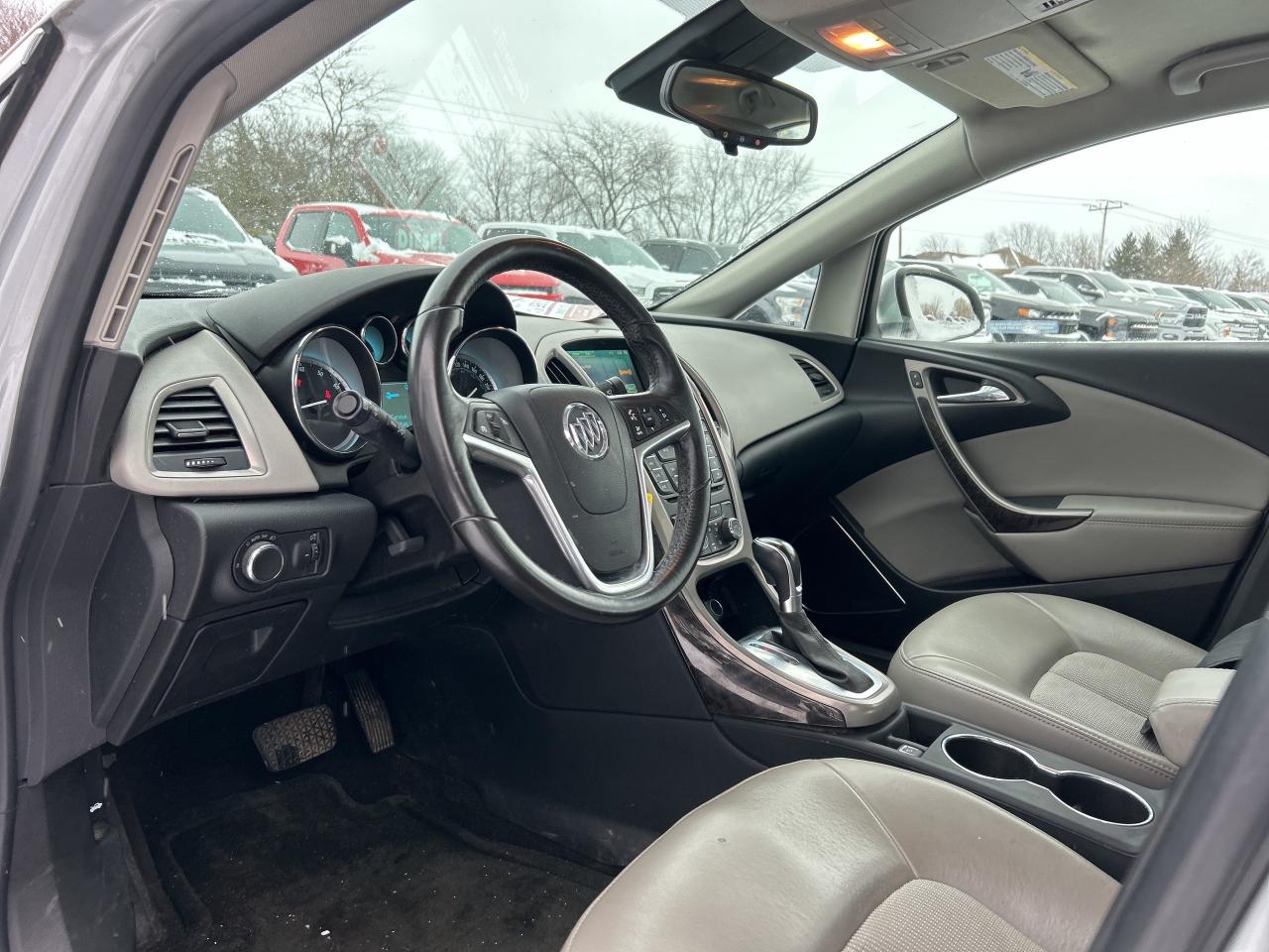 2016 Buick Verano REMOTE START, BACK UP CAMERA, LEATHER! Photo