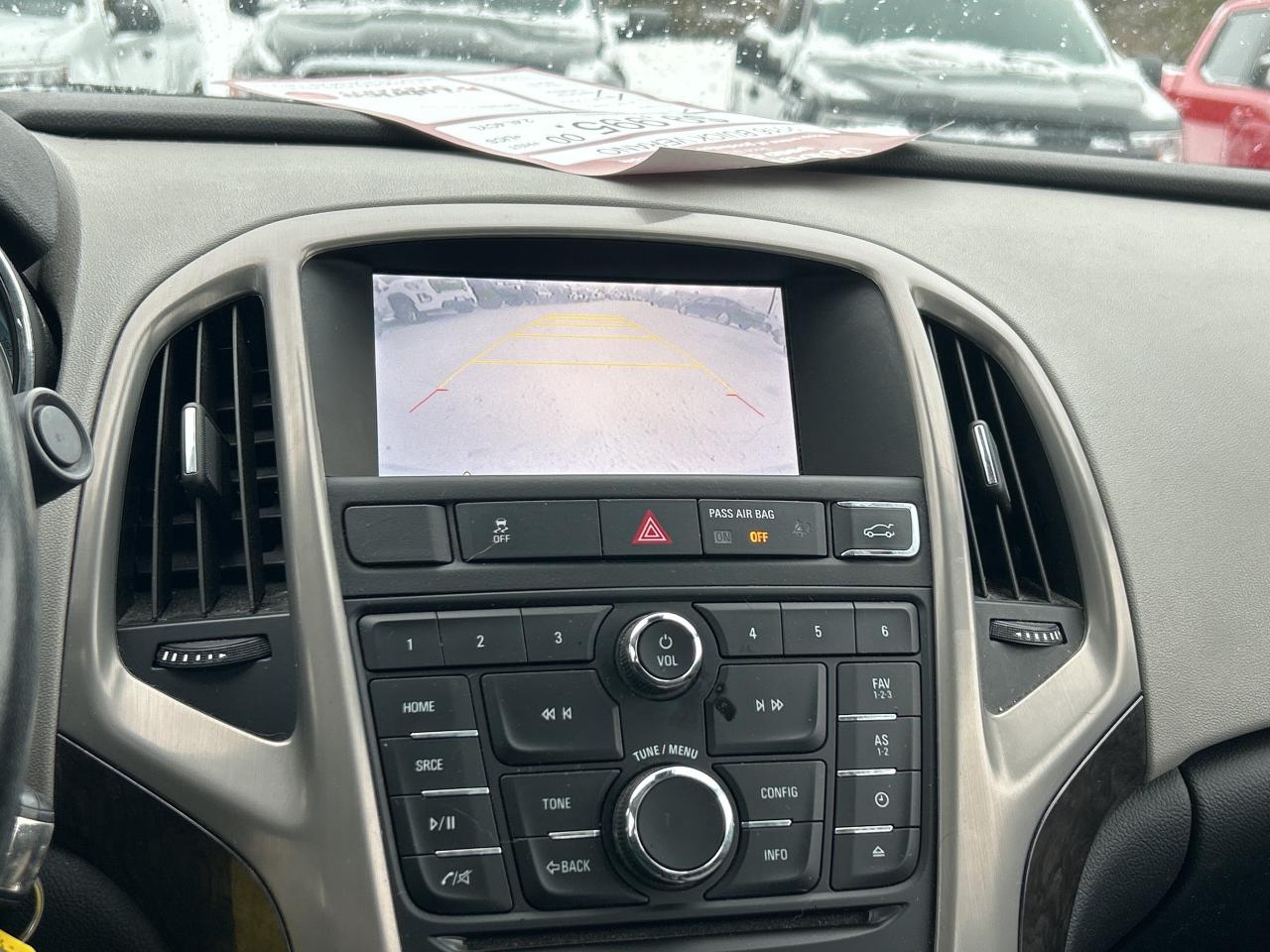 2016 Buick Verano REMOTE START, BACK UP CAMERA, LEATHER! Photo