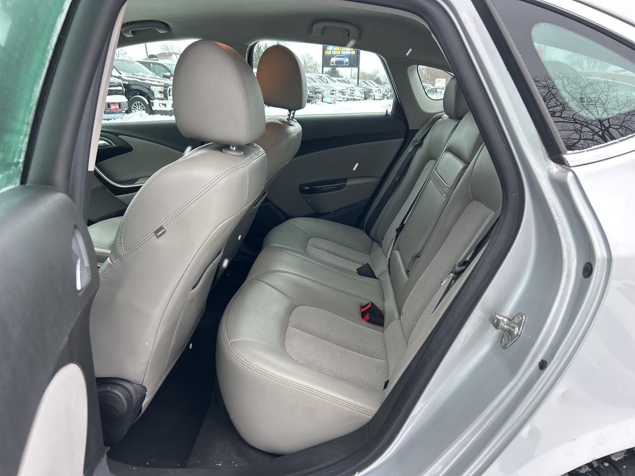 2016 Buick Verano REMOTE START, BACK UP CAMERA, LEATHER! Photo