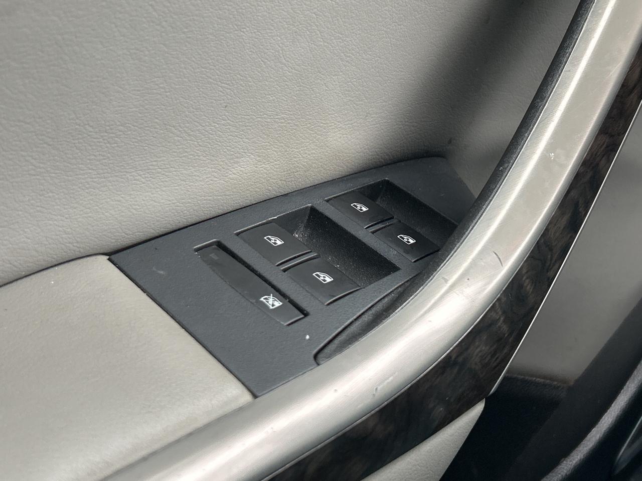 2016 Buick Verano REMOTE START, BACK UP CAMERA, LEATHER! Photo