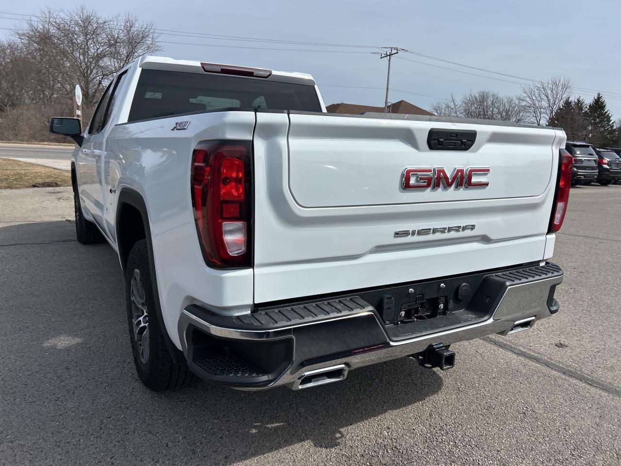 2021 GMC Sierra 1500 SLE, 3.0L DIESEL, CLEAN CARFAX, REMOTE START! Photo