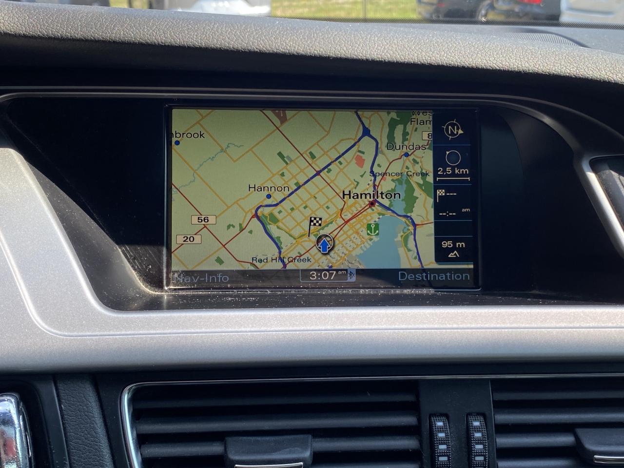 2010 Audi A4 4dr Sdn Auto quattro 2.0T Premium Photo