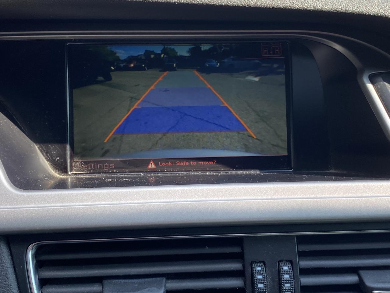 2010 Audi A4 4dr Sdn Auto quattro 2.0T Premium Photo