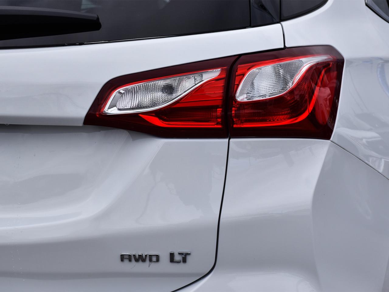 2018 Chevrolet Equinox LT AWD ~Heated Seats ~Backup Camera ~Alloy Wheels Photo