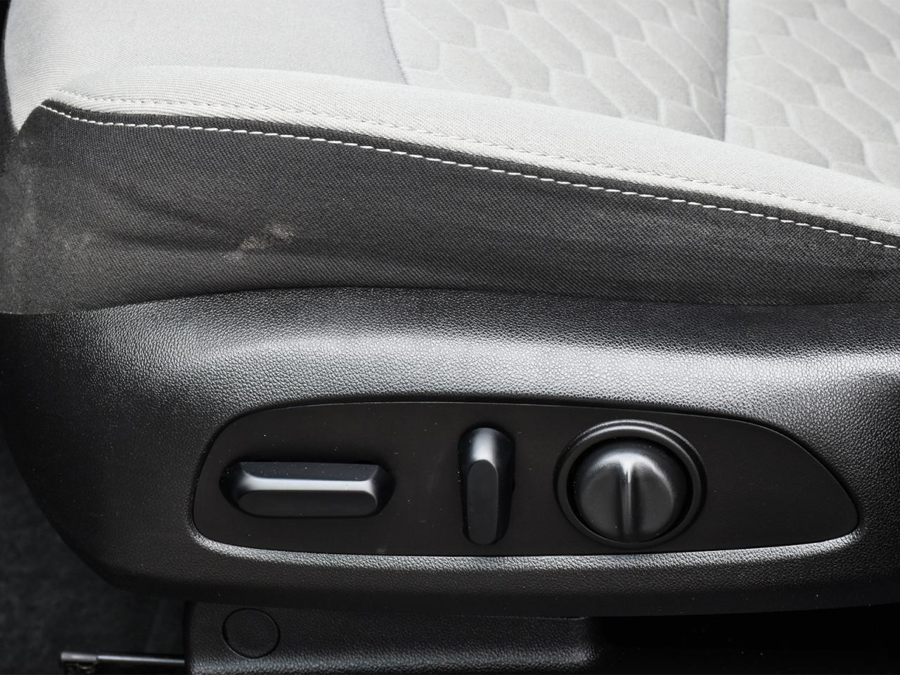 2018 Chevrolet Equinox LT AWD ~Heated Seats ~Backup Camera ~Alloy Wheels Photo