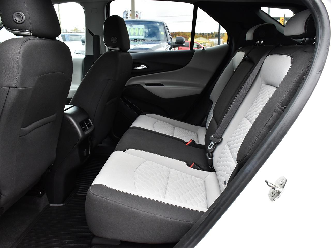 2018 Chevrolet Equinox LT AWD ~Heated Seats ~Backup Camera ~Alloy Wheels Photo