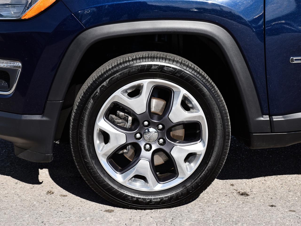 2021 Jeep Compass Limited 4x4 ~Heated Leather ~Bluetooth ~Camera Photo