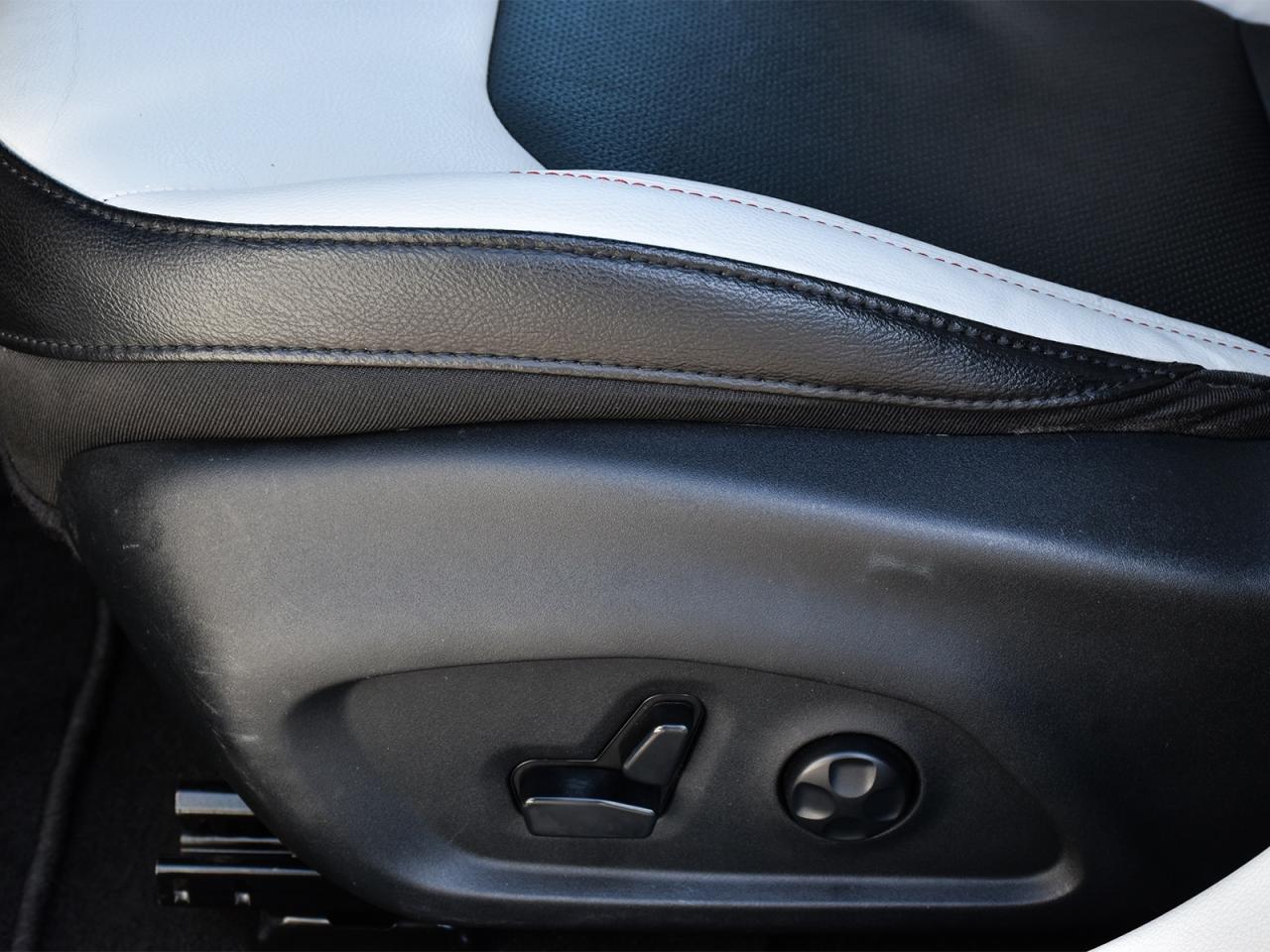 2021 Jeep Compass Limited 4x4 ~Heated Leather ~Bluetooth ~Camera Photo