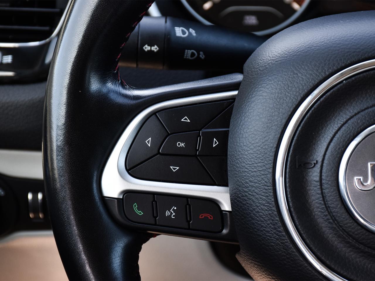 2021 Jeep Compass Limited 4x4 ~Heated Leather ~Bluetooth ~Camera Photo