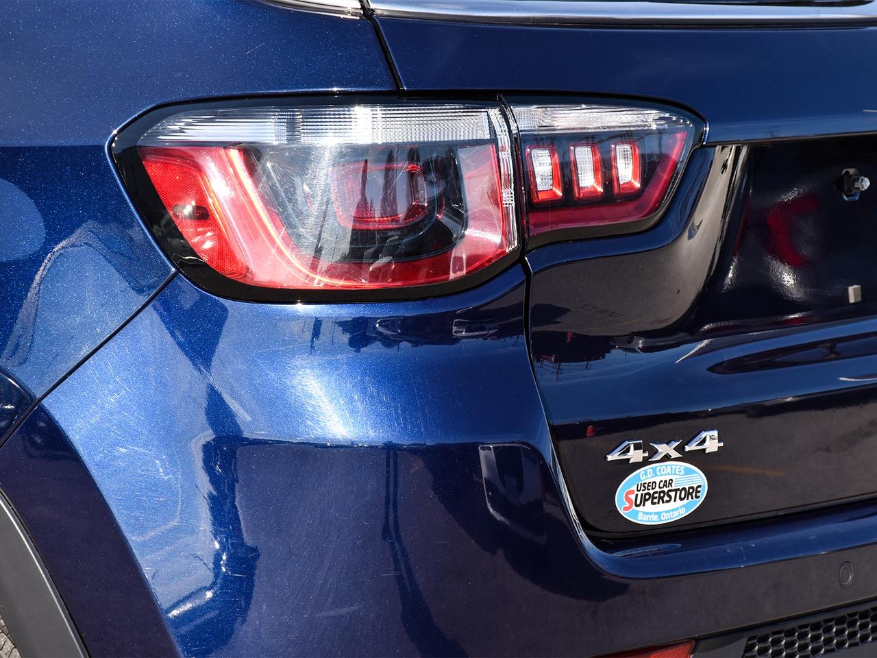 2021 Jeep Compass Limited 4x4 ~Heated Leather ~Bluetooth ~Camera Photo