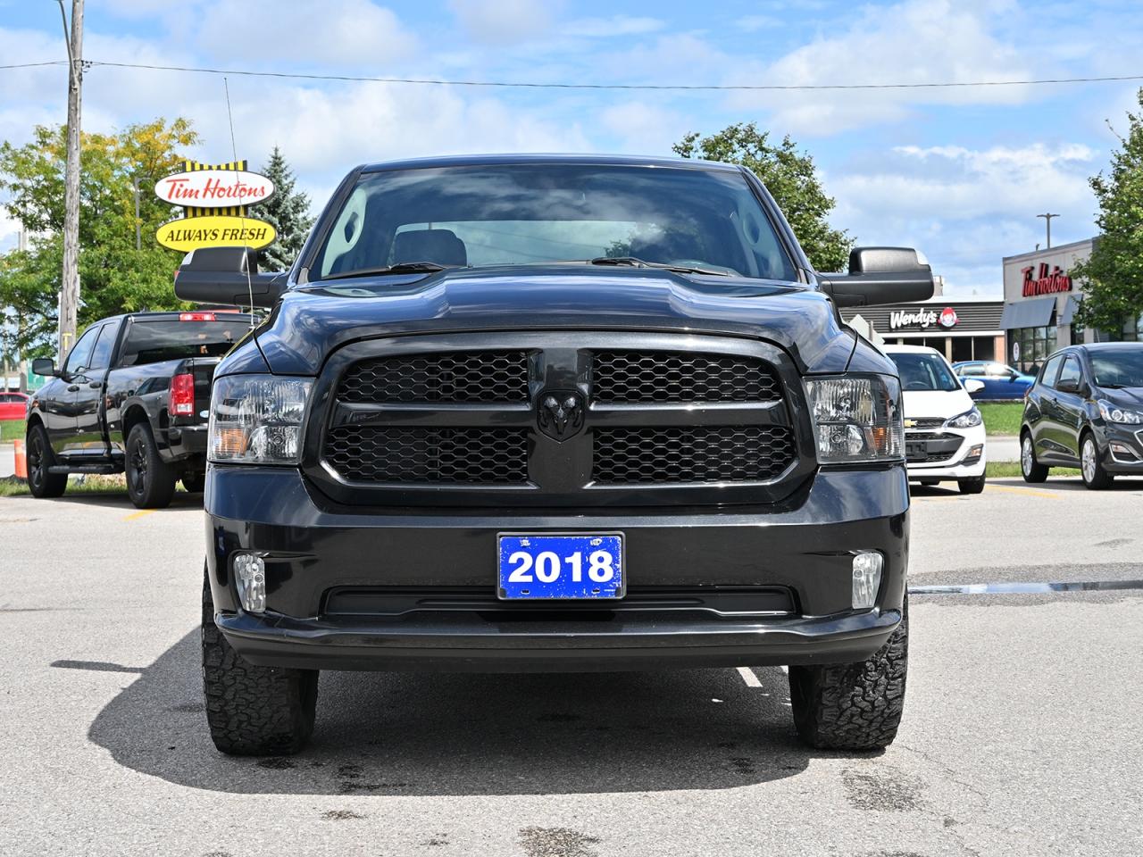 2018 RAM 1500 Express Crew Cab 4x4 ~HEMI ~Camera ~Bluetooth ~20s Photo2
