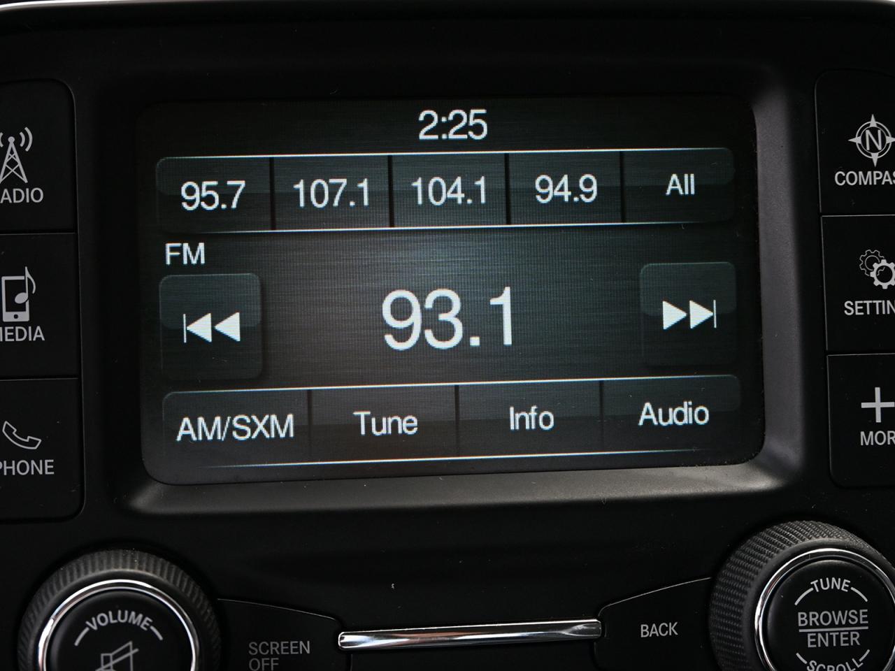 2018 RAM 1500 Express Crew Cab 4x4 ~HEMI ~Camera ~Bluetooth ~20s Photo