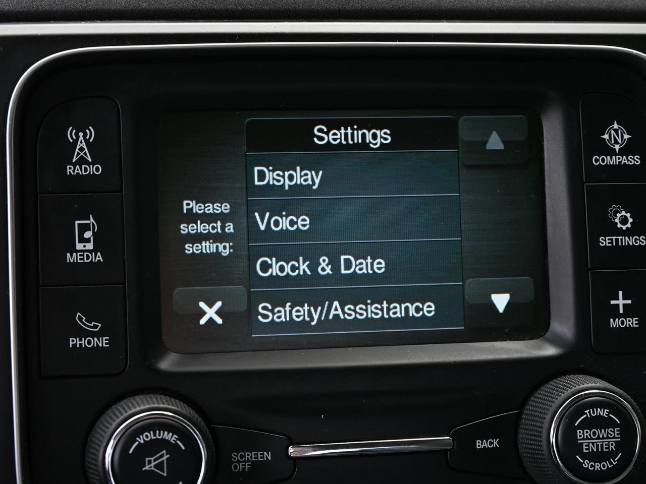 2018 RAM 1500 Express Crew Cab 4x4 ~HEMI ~Camera ~Bluetooth ~20s Photo