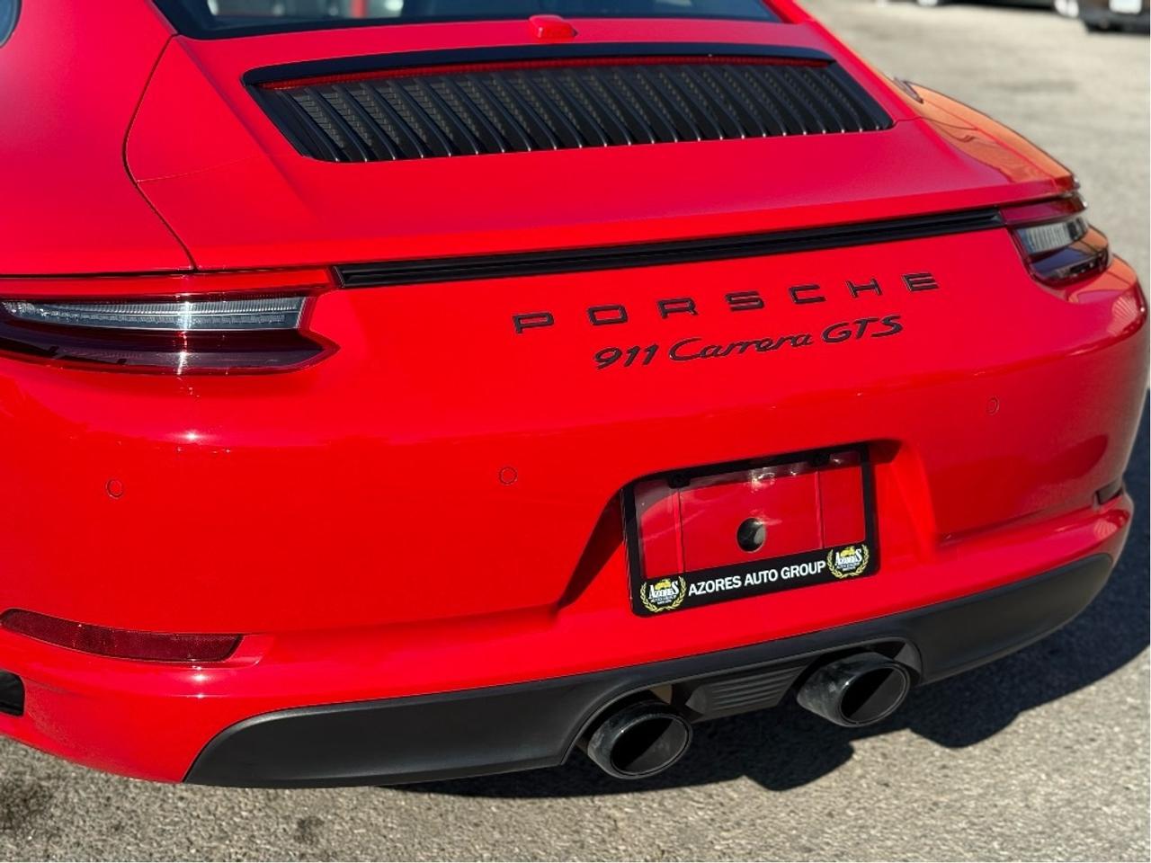 2017 Porsche 911 Carrera GTS CleanCarFax ServiceHistory FullyLoaded Photo4