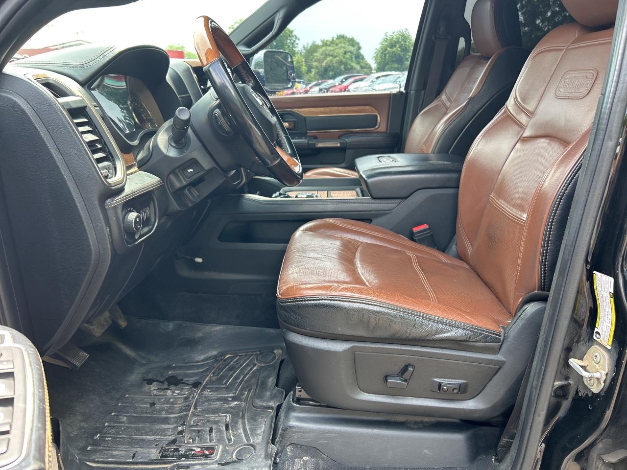 2020 RAM 3500 LONGHORN, DIESEL, SUNROOF, NAV, REMOTE START! Photo