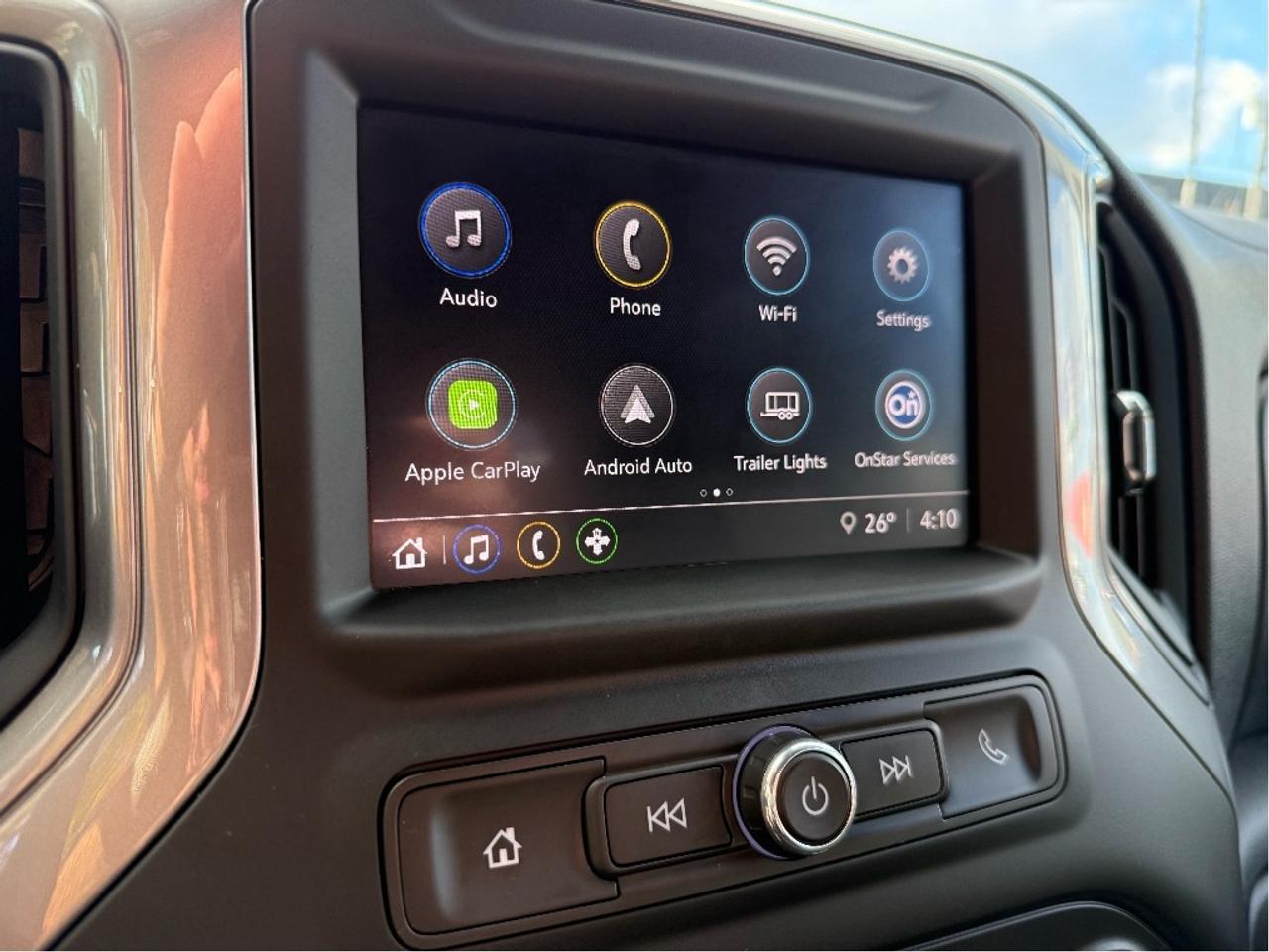 2024 Chevrolet SILVERADO 2500HD LongBox CrewCab Warranty LowKM CleanCarfax Photo