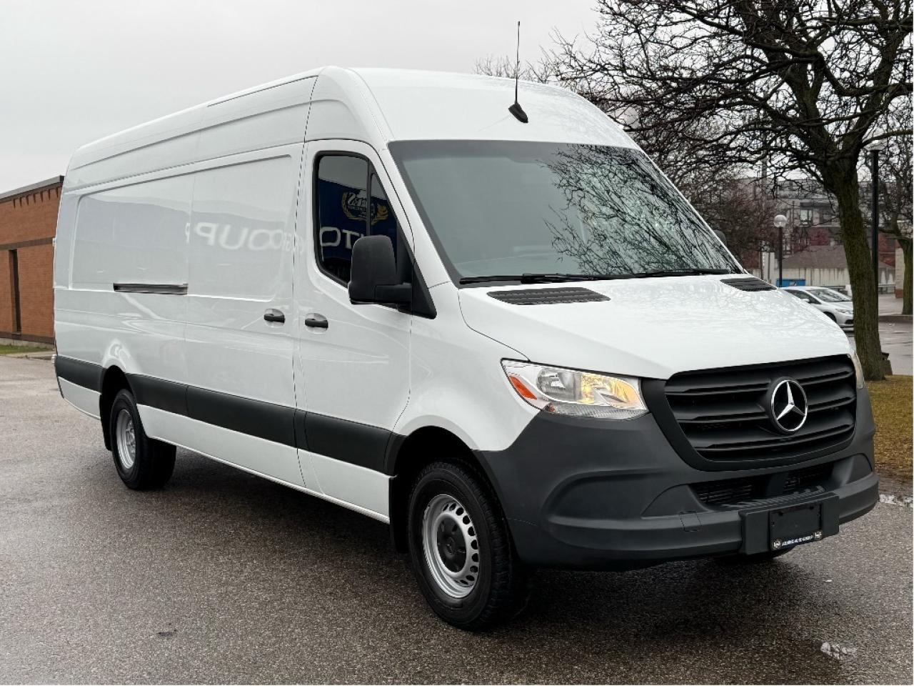 2021 Mercedes-Benz Sprinter 3500 3500 170ExtraLong 3Seats Warranty Certified LowKMs Photo