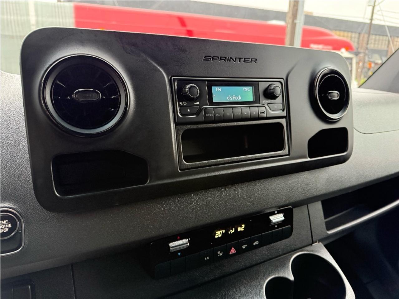 2021 Mercedes-Benz Sprinter 3500 3500 170ExtraLong 3Seats Warranty Certified LowKMs Photo