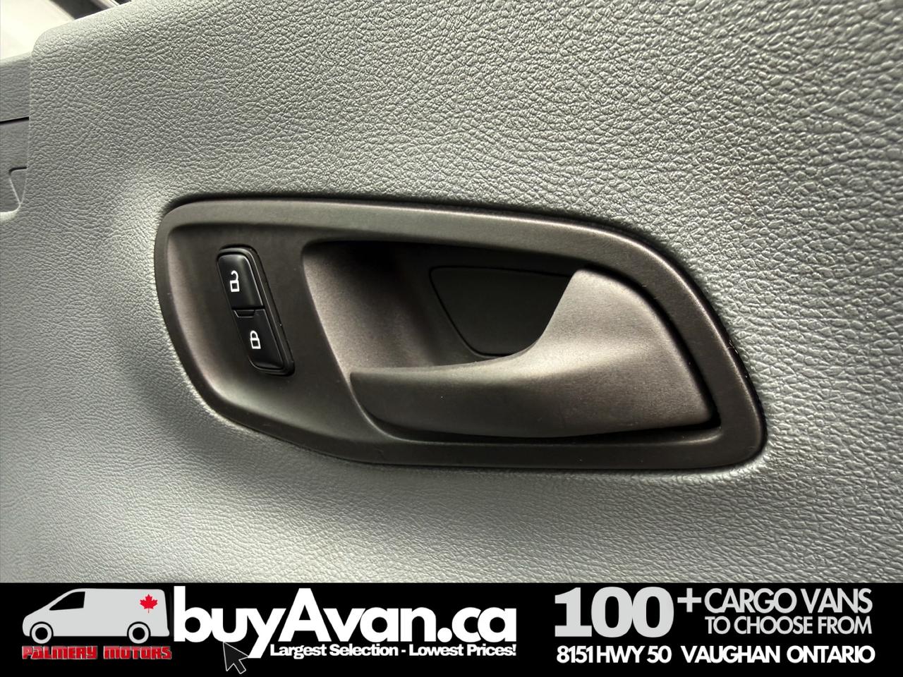 2016 Ford Transit Cargo Van 135k KM   CLEAN CARFAX   SHELVES + DIVIDER Photo