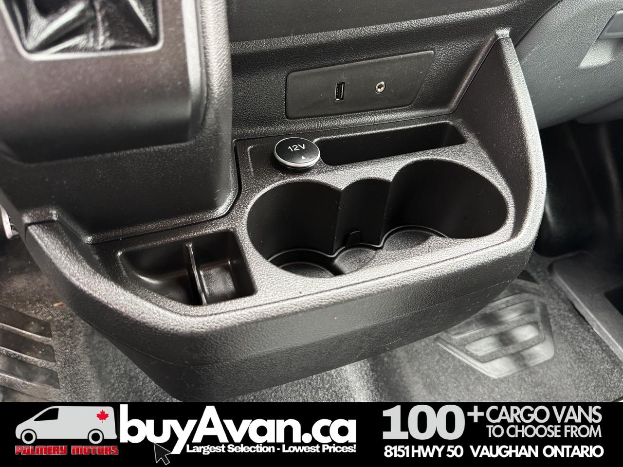 2016 Ford Transit Cargo Van 135k KM   CLEAN CARFAX   SHELVES + DIVIDER Photo