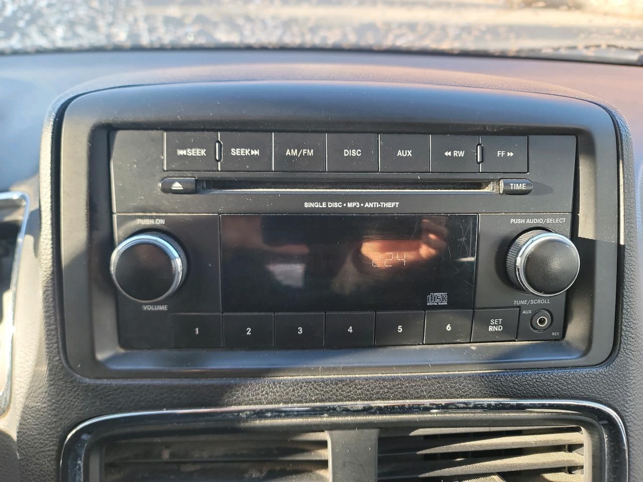 2014 Dodge Grand Caravan Wgn SE Photo