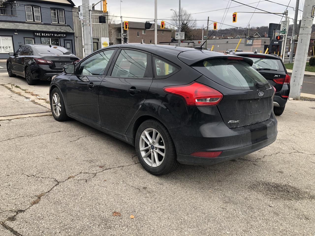 2017 Ford Focus 5DR HB SE Photo
