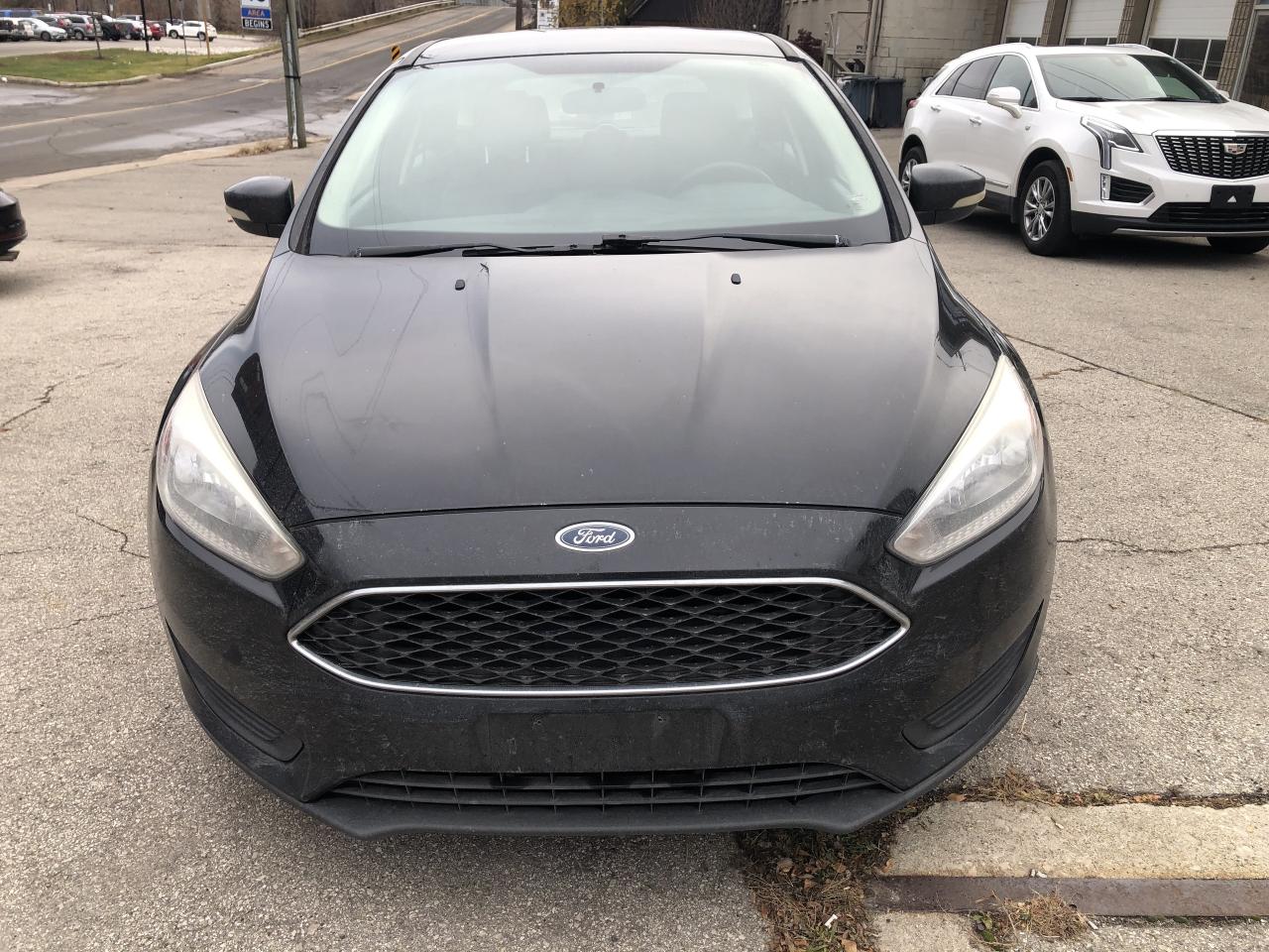 2017 Ford Focus 5DR HB SE Photo
