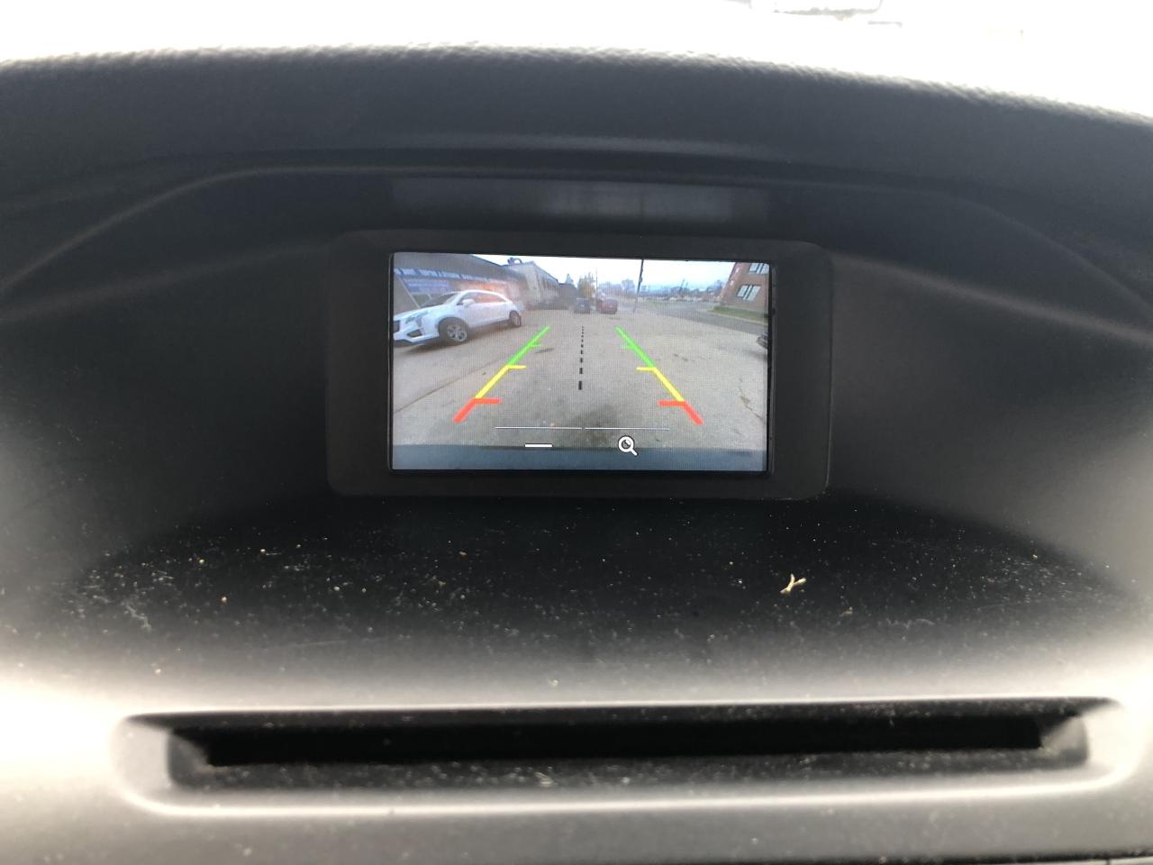 2017 Ford Focus 5DR HB SE Photo