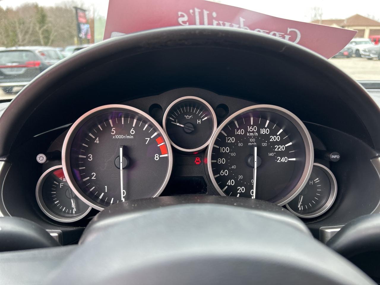 2011 Mazda MX-5 6 SPEED MANUAL, CONVERTIBLE, HEATED LEATHER! Photo