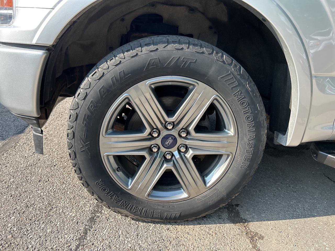 2018 Ford F-150 LARIAT, 3.5L, CLEAN CARFAX, HEATED/ COOLED LEATHER Photo