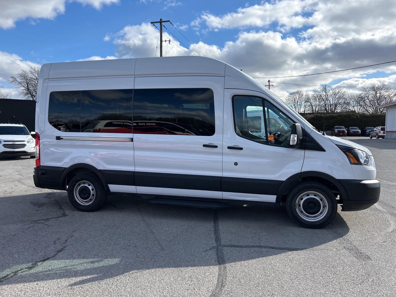 2019 Ford Transit Passenger Wagon XL, 15 PASSENGER, CLEAN CARFAX, BACKUP CAMERA! Photo