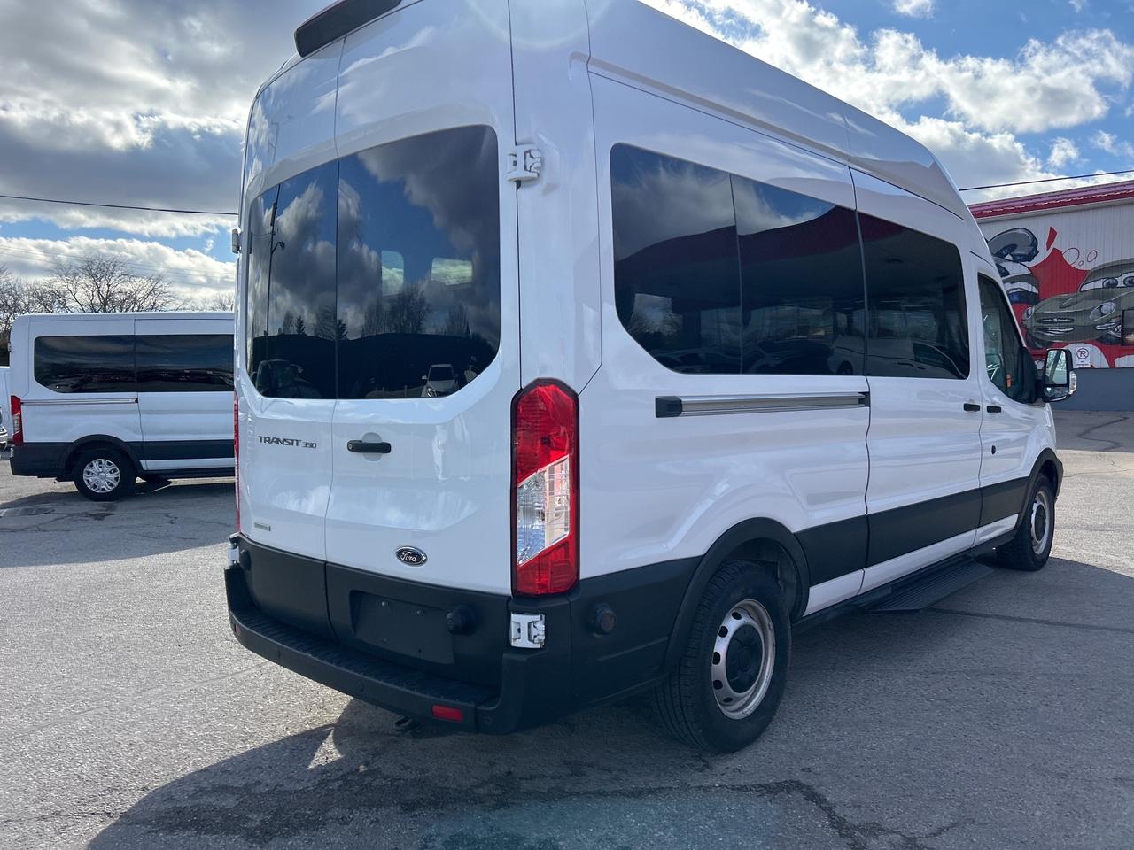 2019 Ford Transit Passenger Wagon XL, 15 PASSENGER, CLEAN CARFAX, BACKUP CAMERA! Photo