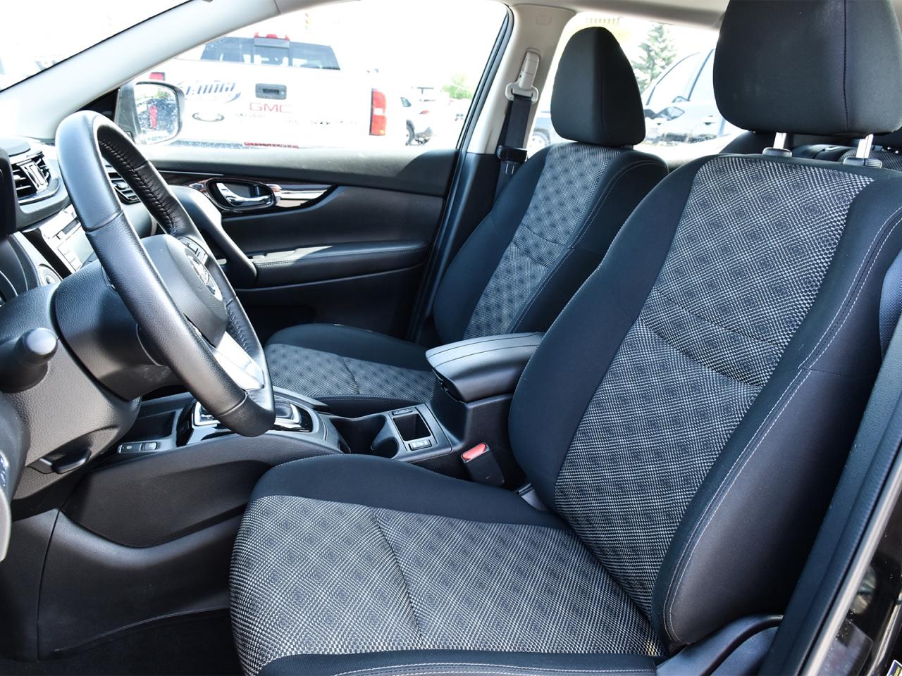 2023 Nissan Qashqai SV AWD ~Heated Seats ~Power Sunroof ~Alloys ~Cam Photo