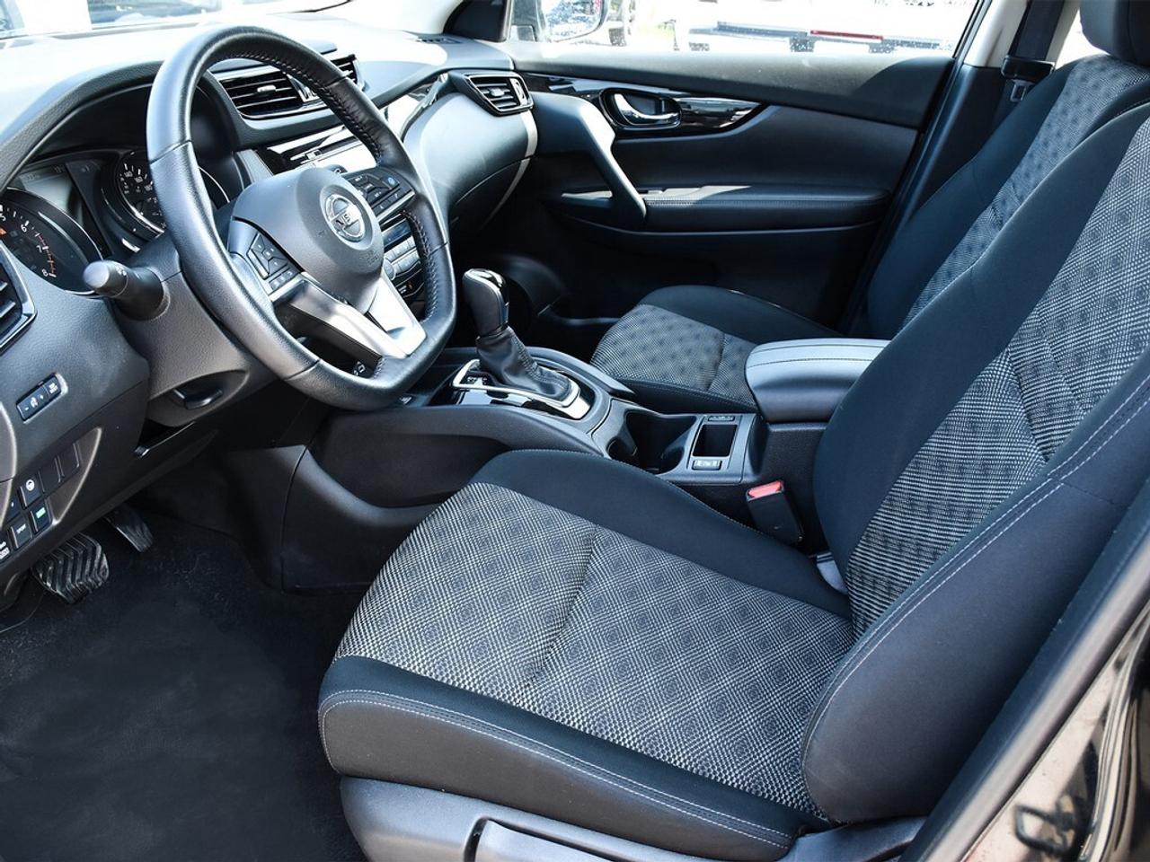 2023 Nissan Qashqai SV AWD ~Heated Seats ~Power Sunroof ~Alloys ~Cam Photo