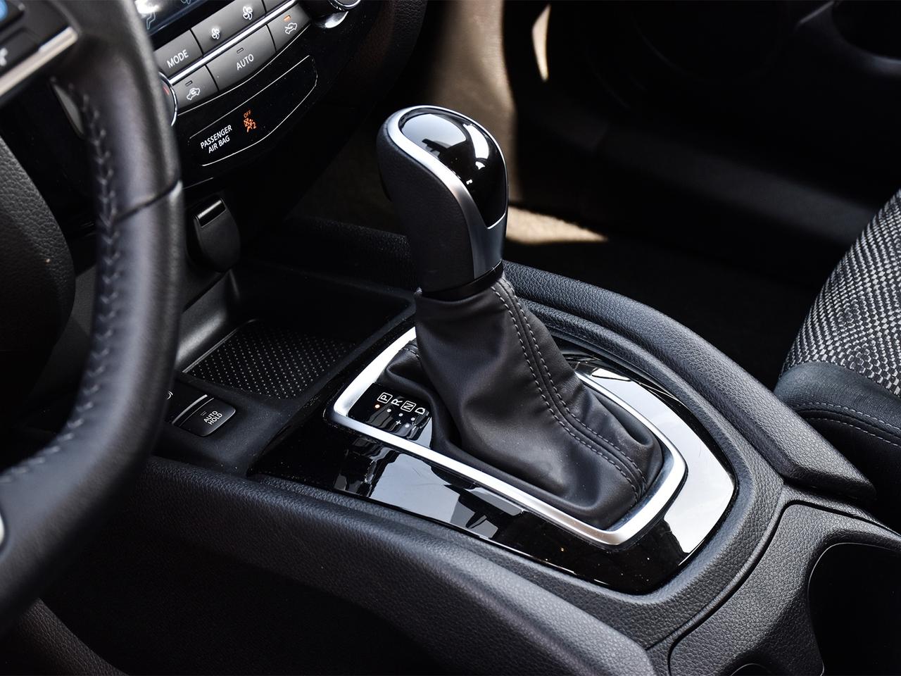 2023 Nissan Qashqai SV AWD ~Heated Seats ~Power Sunroof ~Alloys ~Cam Photo