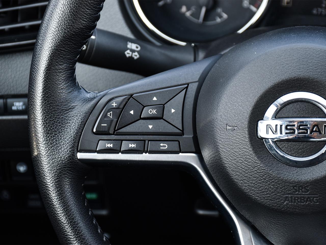 2023 Nissan Qashqai SV AWD ~Heated Seats ~Power Sunroof ~Alloys ~Cam Photo