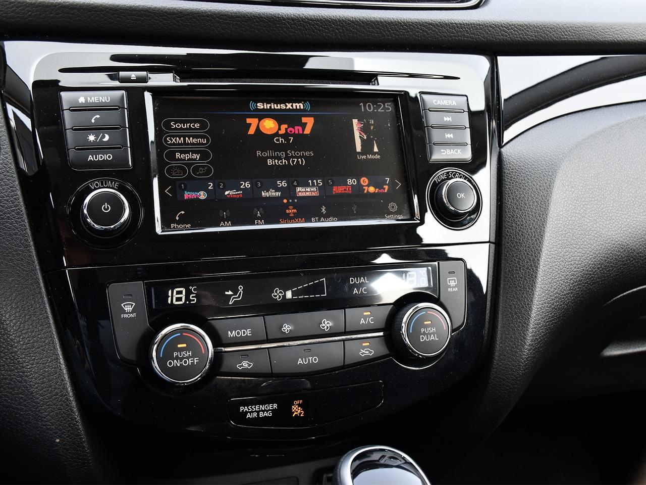 2023 Nissan Qashqai SV AWD ~Heated Seats ~Power Sunroof ~Alloys ~Cam Photo