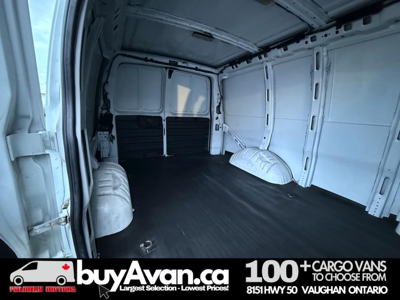 2022 GMC Savana Cargo Van 2500 NO Accidents Photo