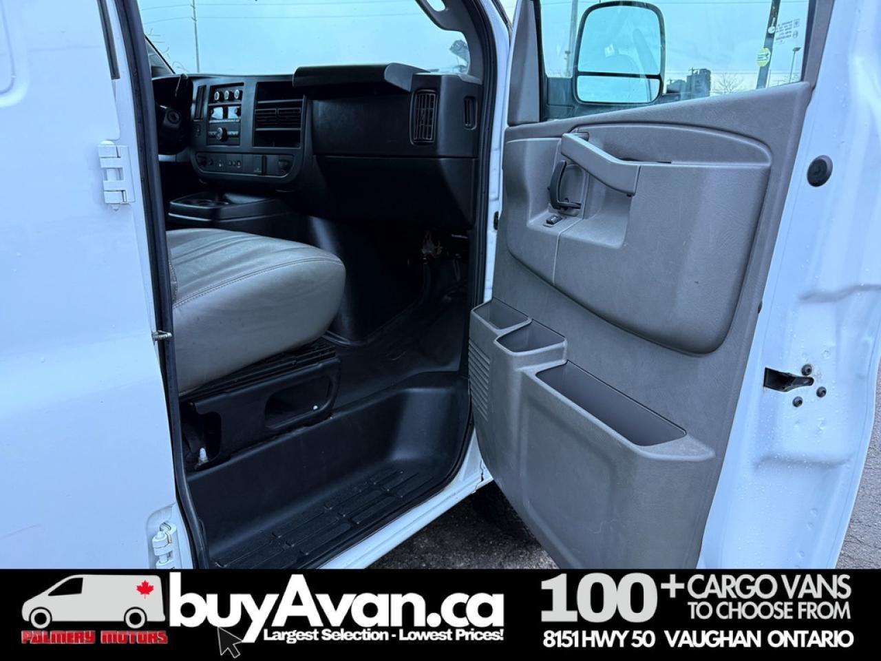 2022 GMC Savana Cargo Van 2500 NO Accidents Photo