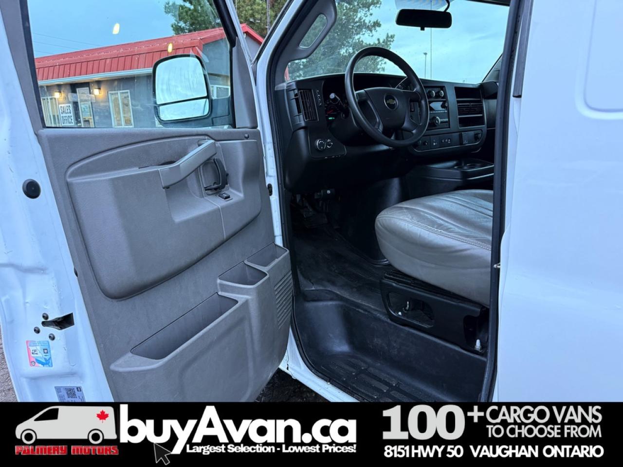 2022 GMC Savana Cargo Van 2500 NO Accidents Photo