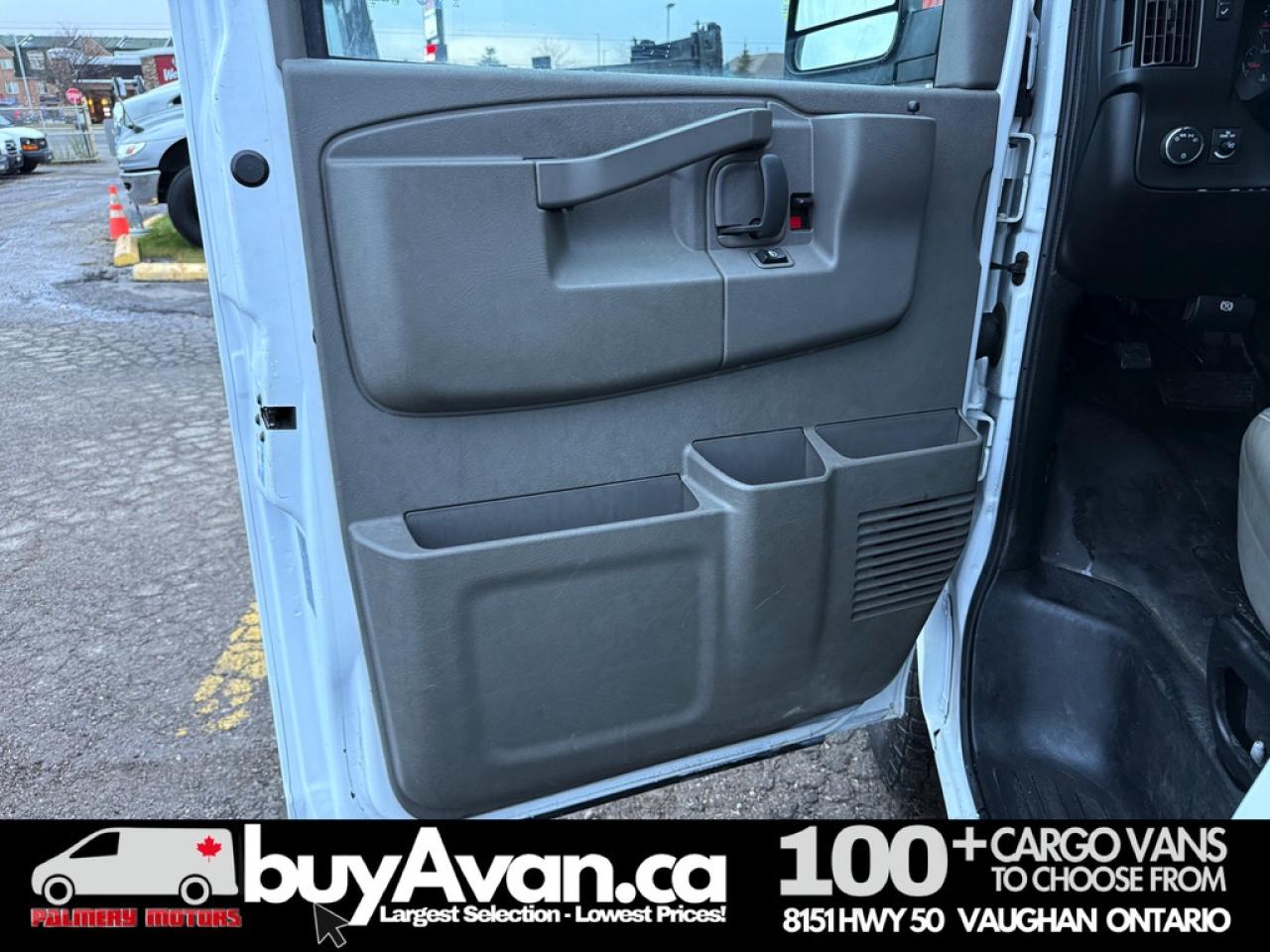 2022 GMC Savana Cargo Van 2500 NO Accidents Photo