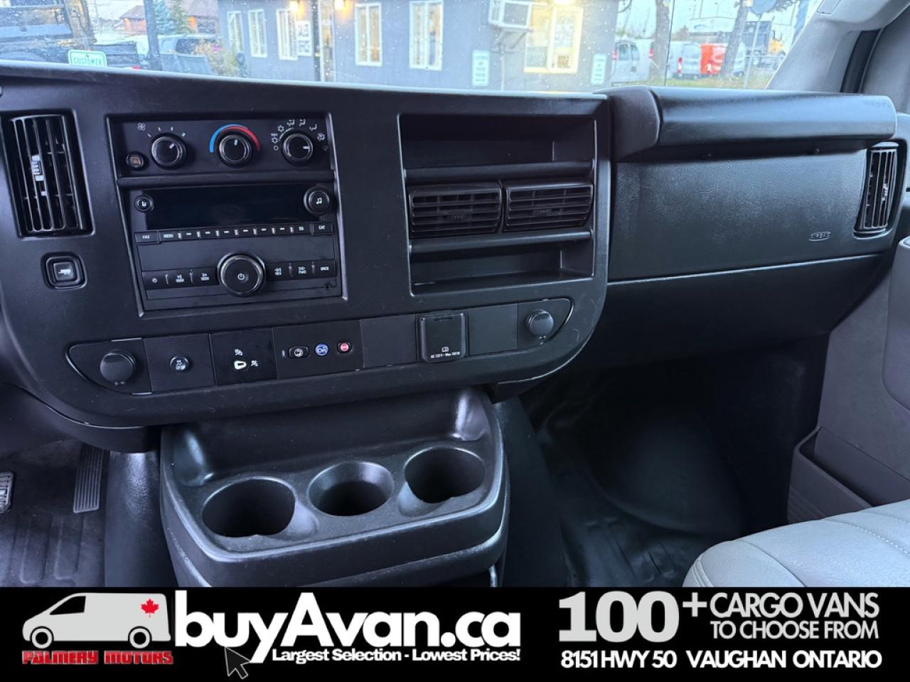 2022 GMC Savana Cargo Van 2500 NO Accidents Photo