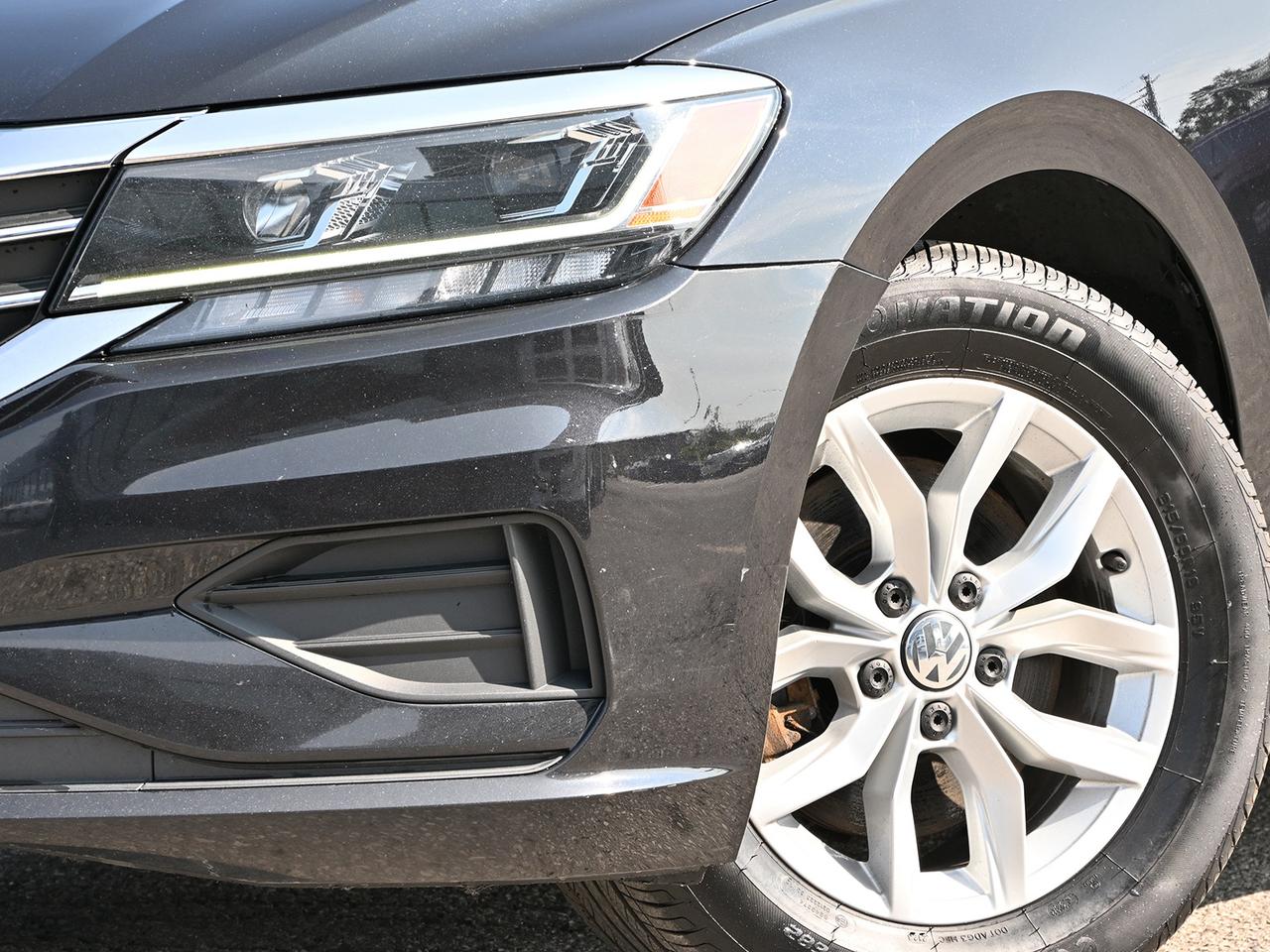 2020 Volkswagen Passat Comfortline Auto ~Bluetooth ~Backup Cam Photo