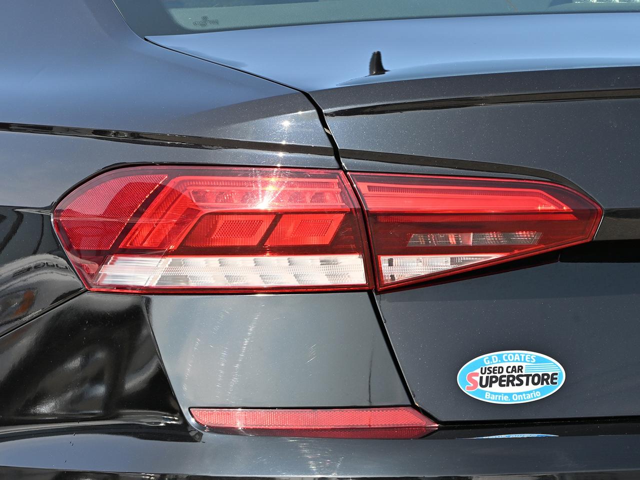 2020 Volkswagen Passat Comfortline Auto ~Bluetooth ~Backup Cam Photo