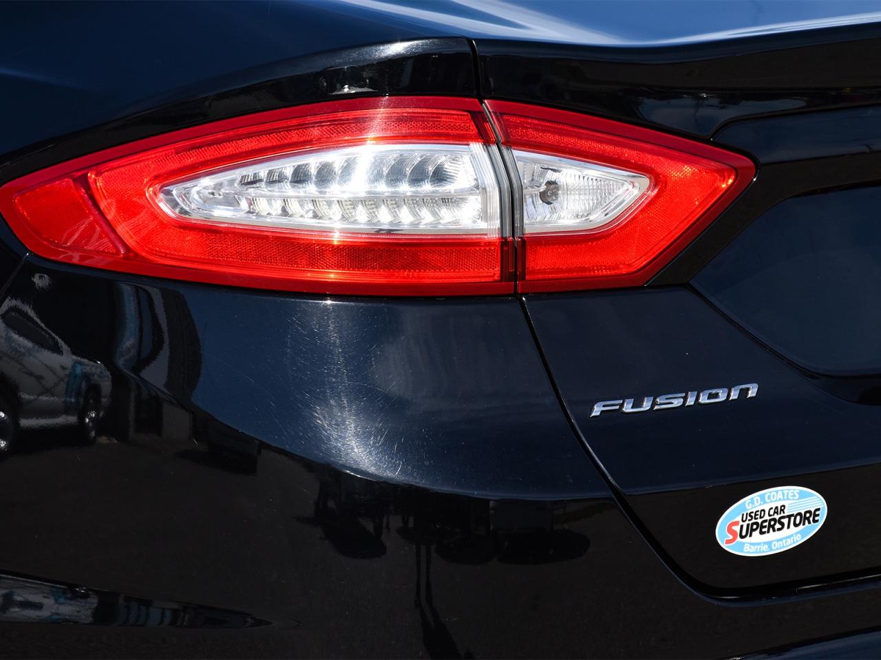 2016 Ford Fusion SE AWD ~Heated Leather ~Bluetooth ~Camera ~Sunroof Photo