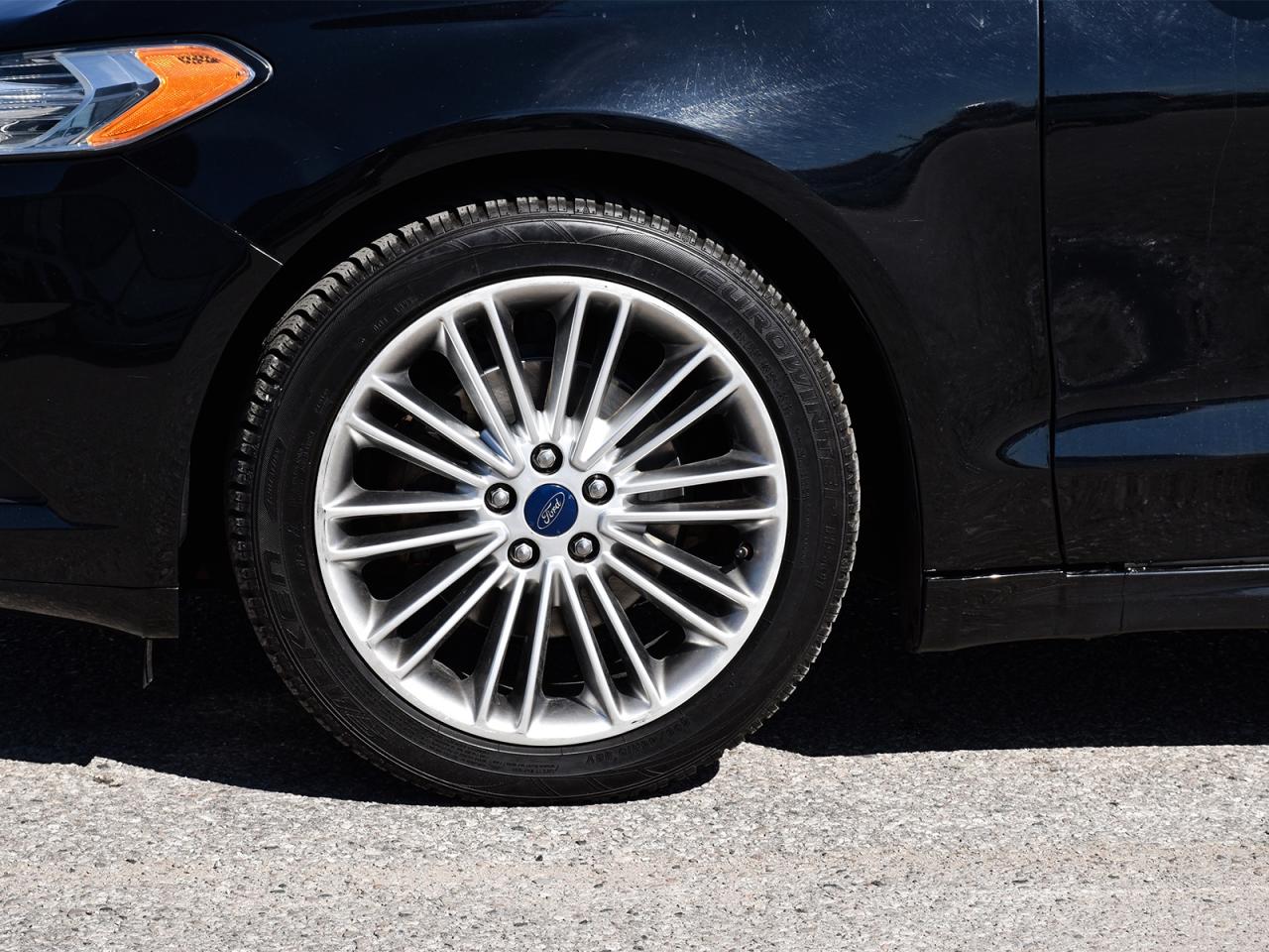 2016 Ford Fusion SE AWD ~Heated Leather ~Bluetooth ~Camera ~Sunroof Photo