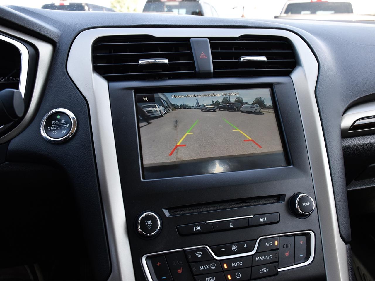 2016 Ford Fusion SE AWD ~Heated Leather ~Bluetooth ~Camera ~Sunroof Photo